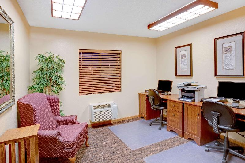 فندق Super 8 By Wyndham Aberdeen East