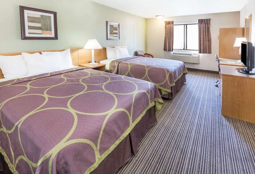 هتل Super 8 By Wyndham Bend