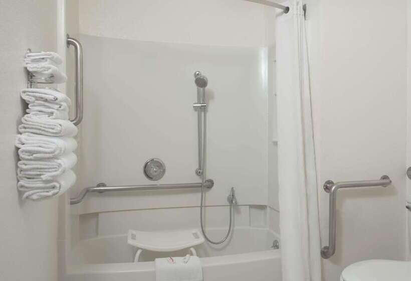 Отель Super 8 By Wyndham Billings