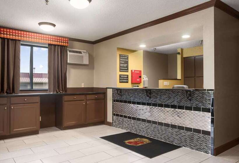 호텔 Super 8 By Wyndham Brookville