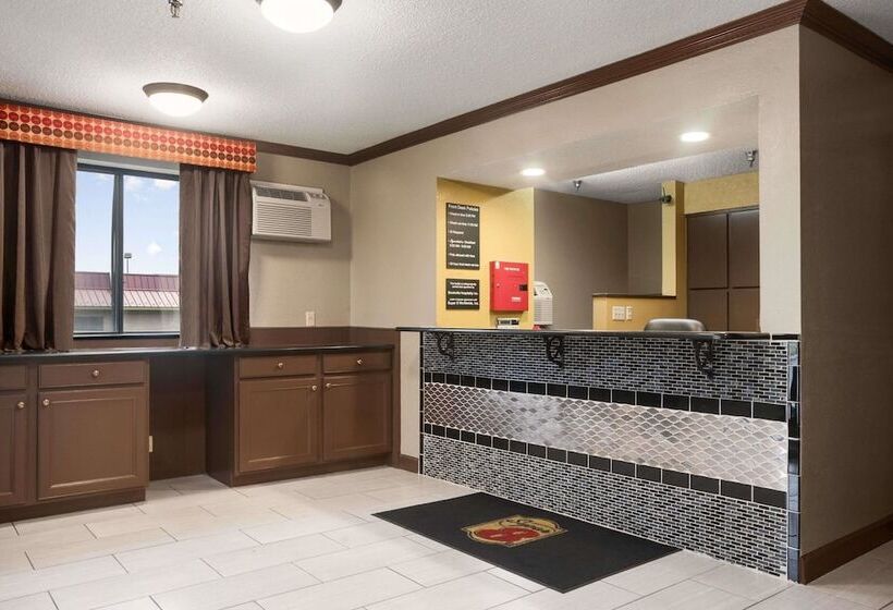 Отель Super 8 By Wyndham Brookville