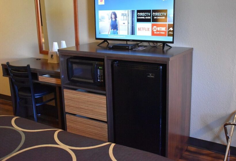 Отель Super 8 By Wyndham Colo. Sprs. Garden Of The Gods