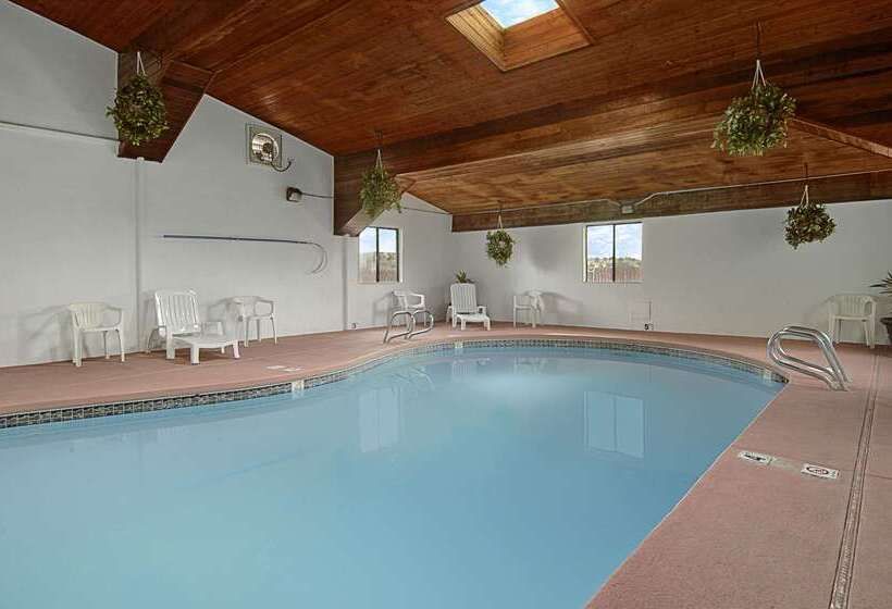 فندق Super 8 By Wyndham Gallup