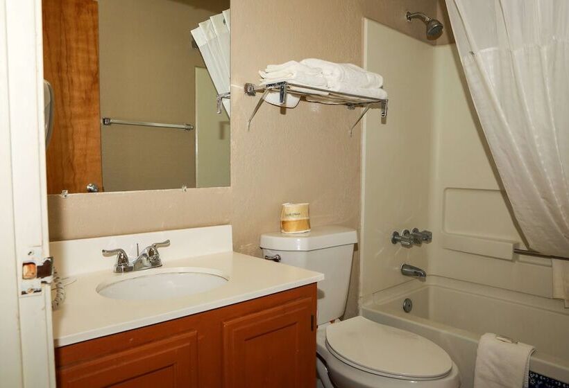 فندق Super 8 By Wyndham Gallup