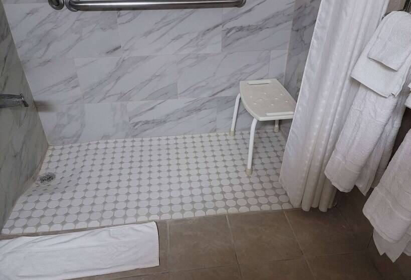 酒店 Super 8 By Wyndham Gallup