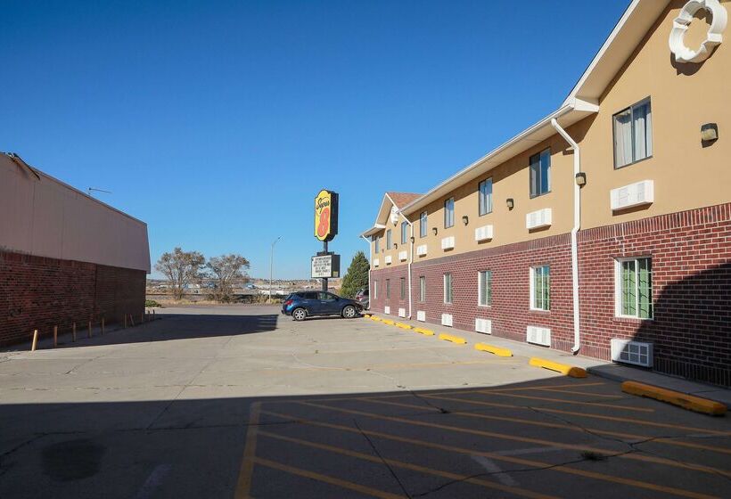 فندق Super 8 By Wyndham Gallup