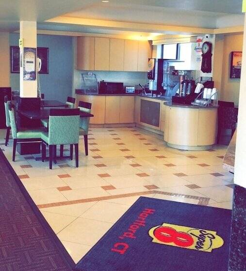 בית מלון כפרי Super 8 By Wyndham Hartford