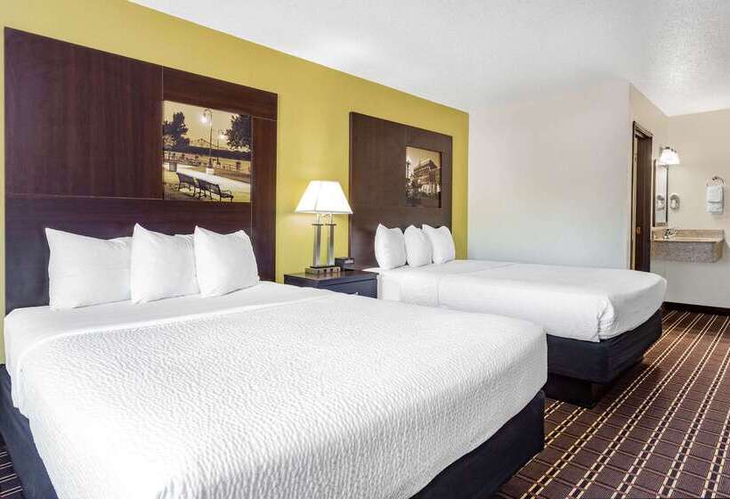 酒店 Super 8 By Wyndham La Crosse