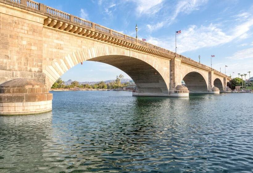 هتل Super 8 By Wyndham Lake Havasu City