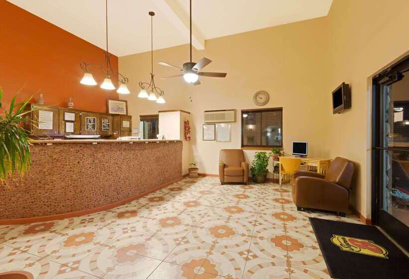 هتل Super 8 By Wyndham Las Cruces/white Sands Area