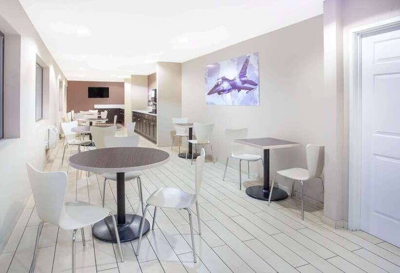 호텔 Super 8 By Wyndham Las Vegas Nellis Afb Area