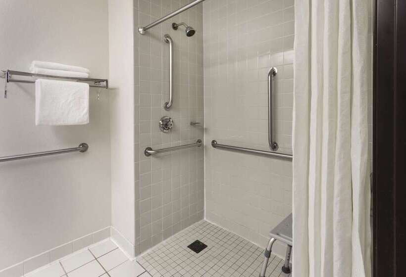 酒店 Super 8 By Wyndham Madison South