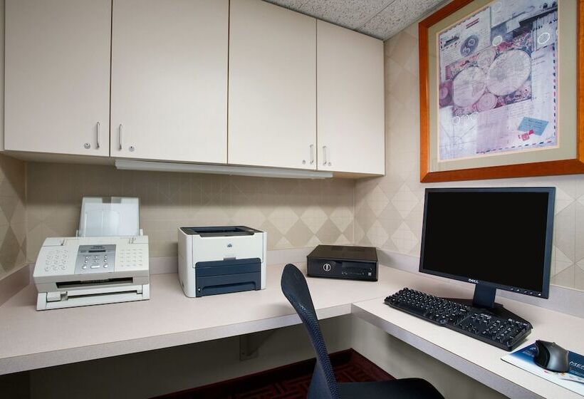 酒店 Super 8 By Wyndham Madison South