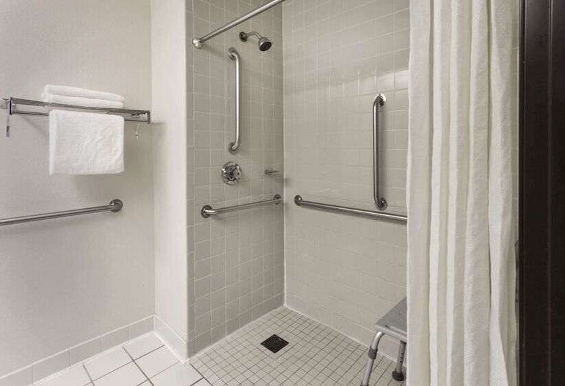 酒店 Super 8 By Wyndham Madison South