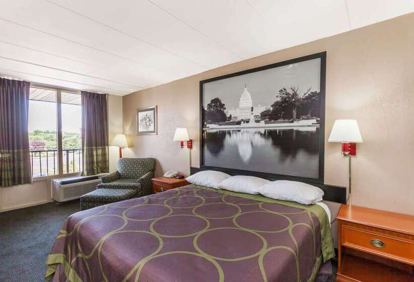 Отель Super 8 By Wyndham Manassas