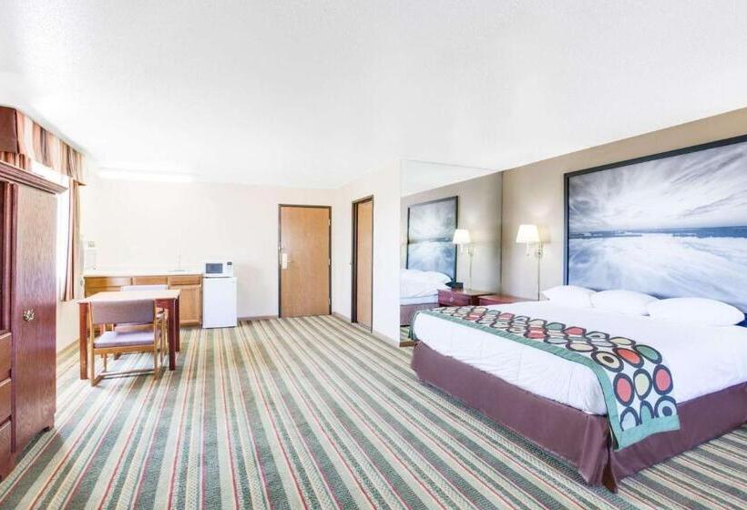 Отель Super 8 By Wyndham Mitchell