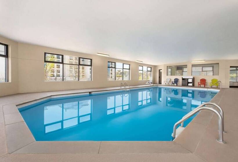 בית מלון כפרי Luxe Studios