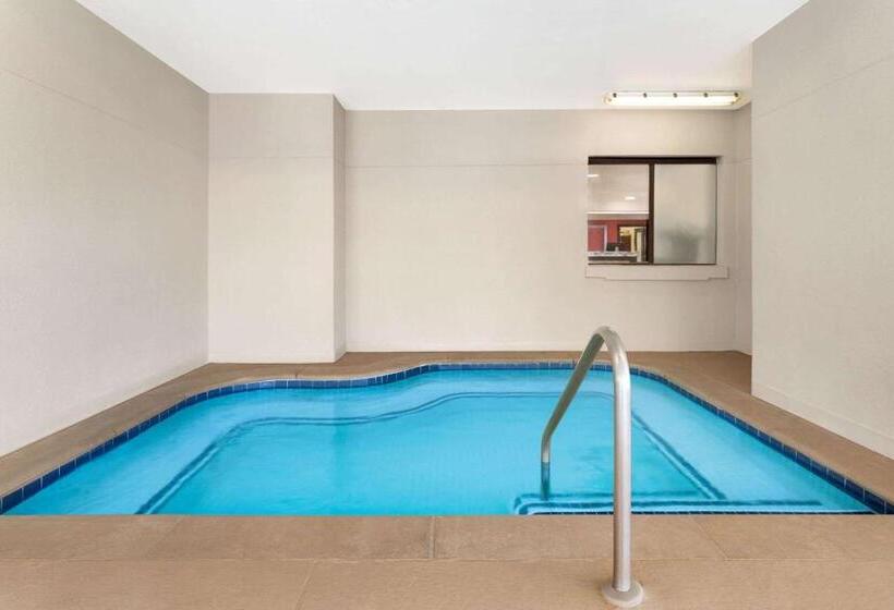 בית מלון כפרי Luxe Studios