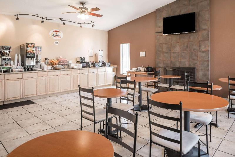 فندق Super 8 By Wyndham Spokane Valley