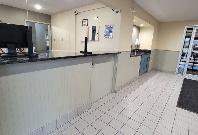 Surestay Plus Hotel By Best Western Grand Island