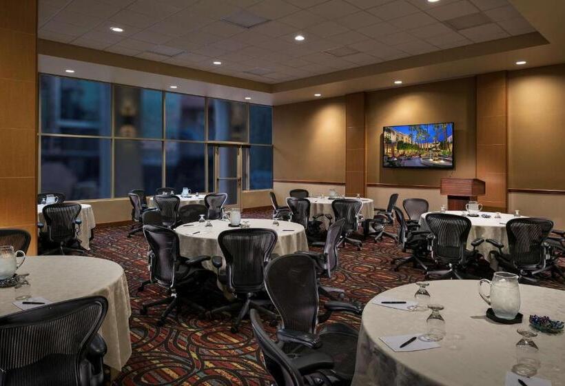هتل Tempe Mission Palms, A Destination By Hyatt