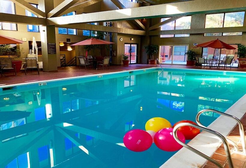 The Academy Hotel Colorado Springs