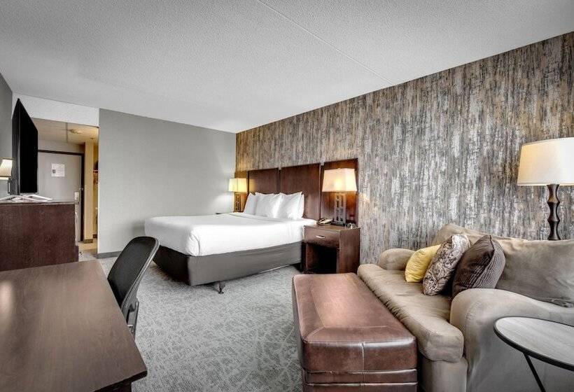 The Academy Hotel Colorado Springs