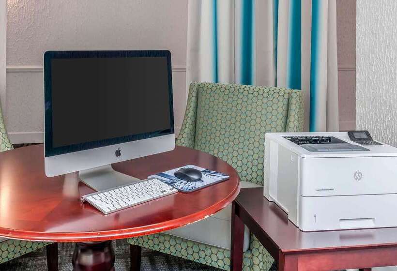 The Blu Hotel Blue Ash Cincinnati, Ascend Hotel Collection