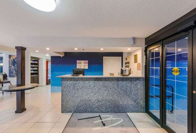 The Blu Hotel Blue Ash Cincinnati, Ascend Hotel Collection