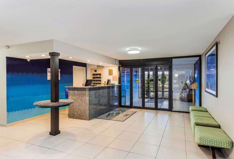 The Blu Hotel Blue Ash Cincinnati, Ascend Hotel Collection