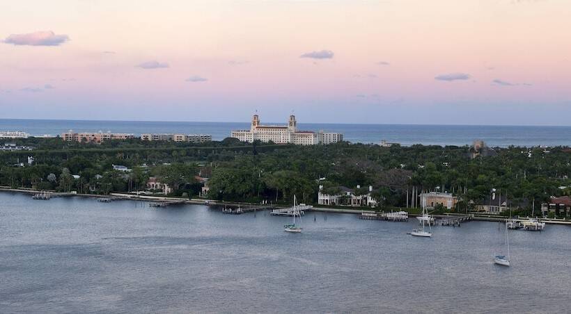 فندق The Breakers Palm Beach