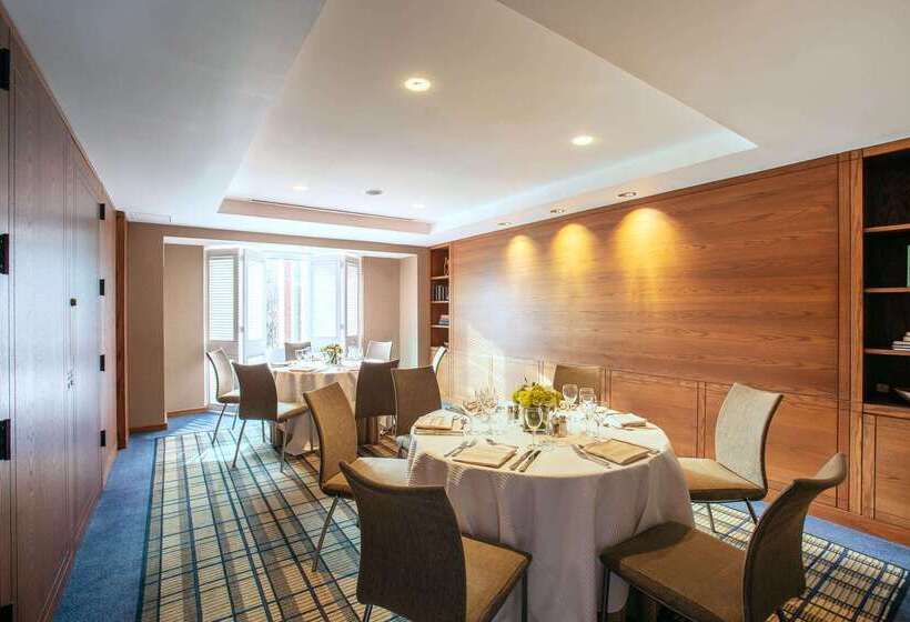 The Charles Hotel In Harvard Square