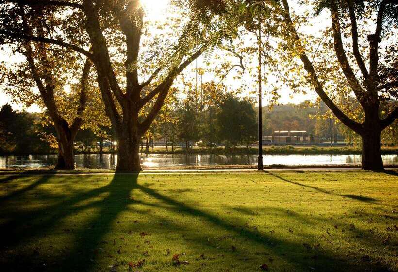 The Charles Hotel In Harvard Square
