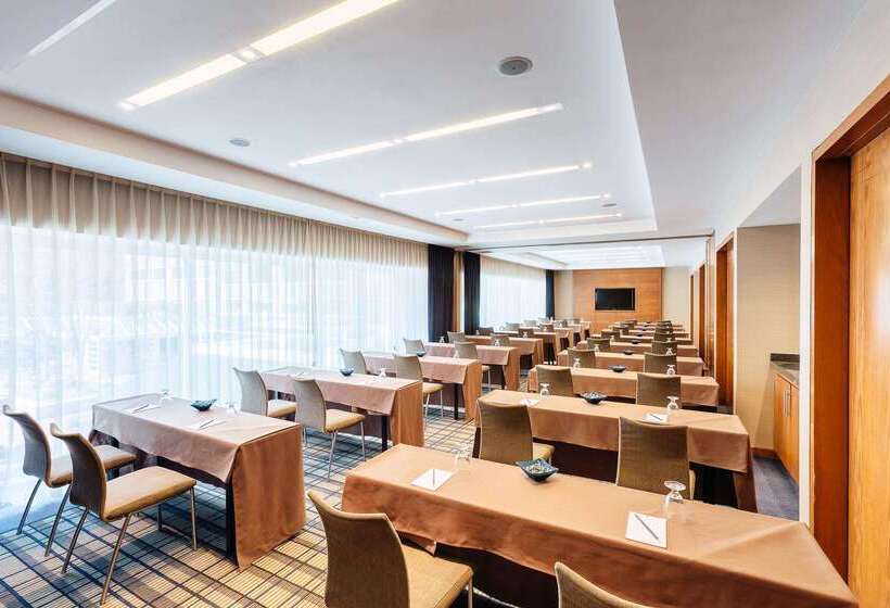 The Charles Hotel In Harvard Square