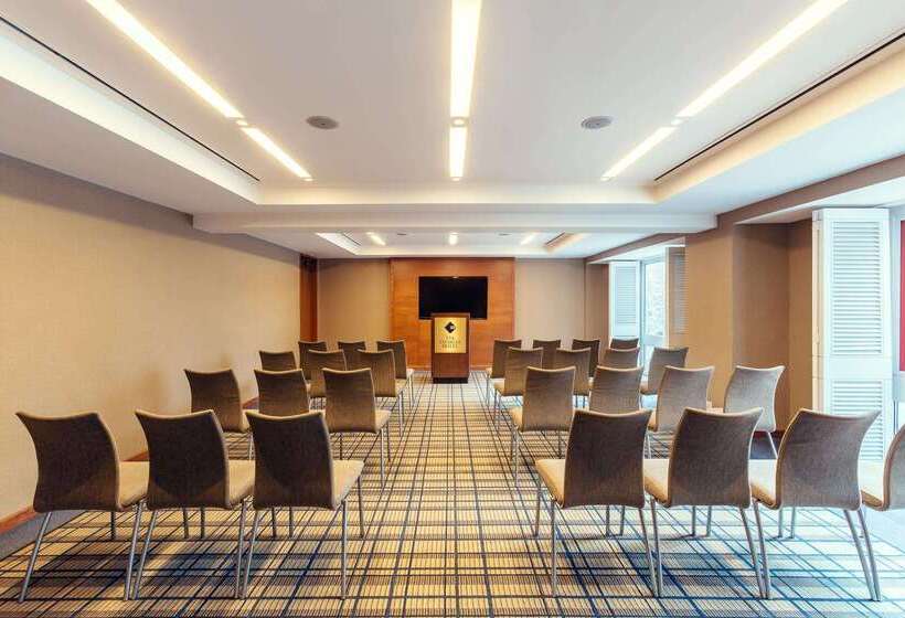 The Charles Hotel In Harvard Square