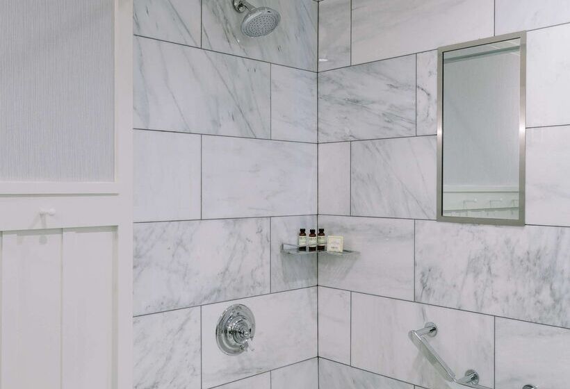 The Charles Hotel In Harvard Square