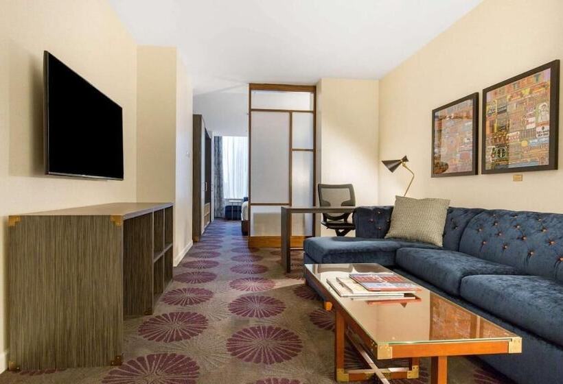 The Chicago Hotel Collection Magnificent Mile