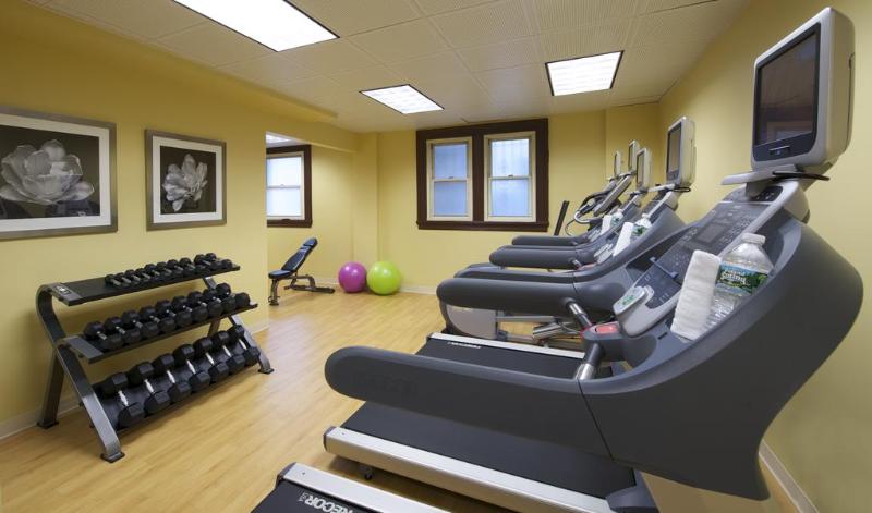 The Churchill Hotel Near Embassy Row