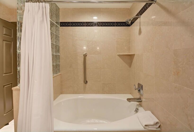 The Cincinnatian Hotel Curio Collection By Hilton