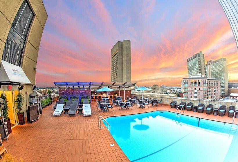 酒店 The Colonnade