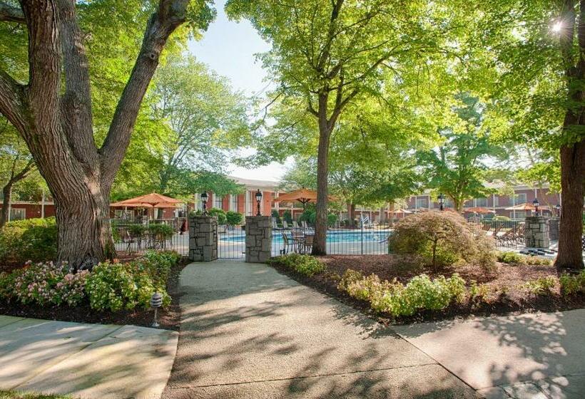 فندق The Inn at Stone Mountain Park