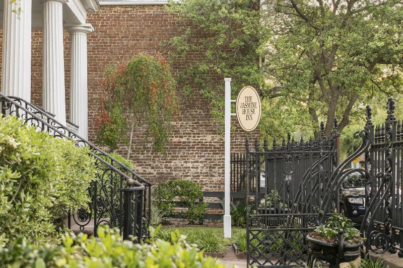 Отель The Jasmine House