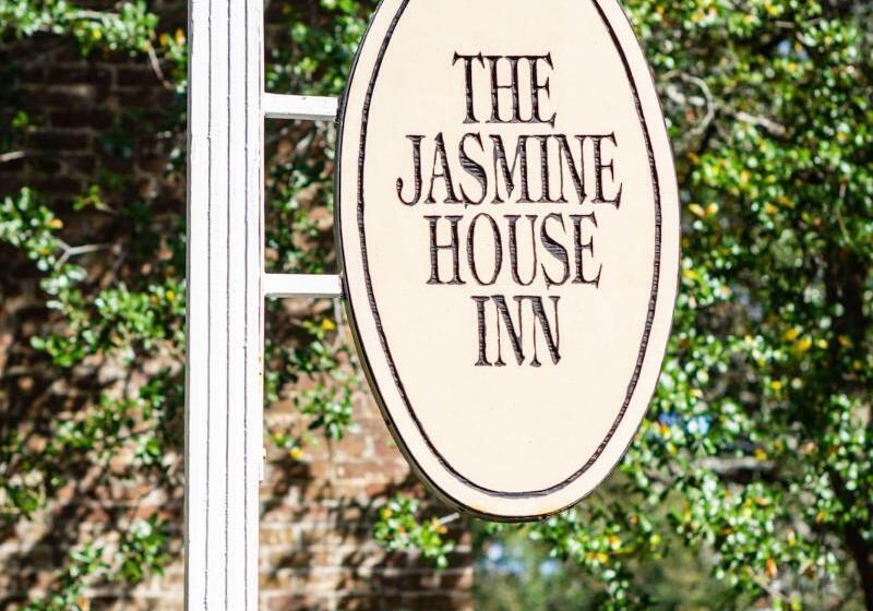 Отель The Jasmine House