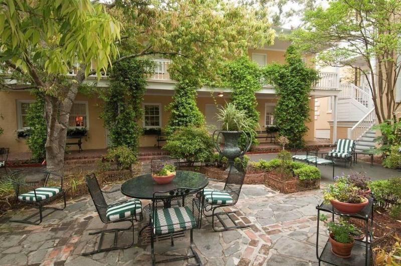 Отель The Jasmine House