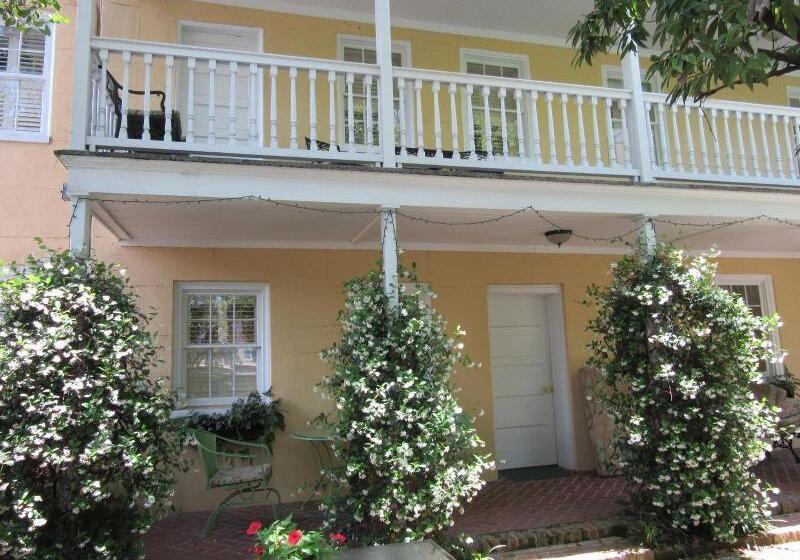 Отель The Jasmine House