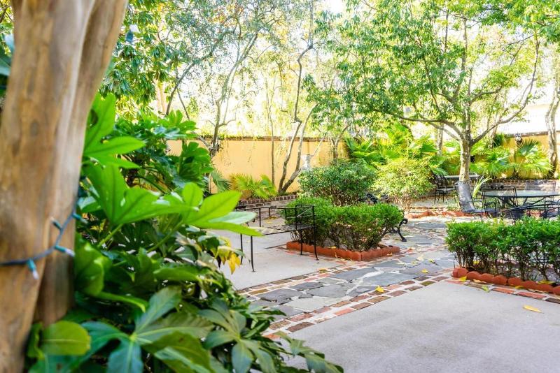 Отель The Jasmine House