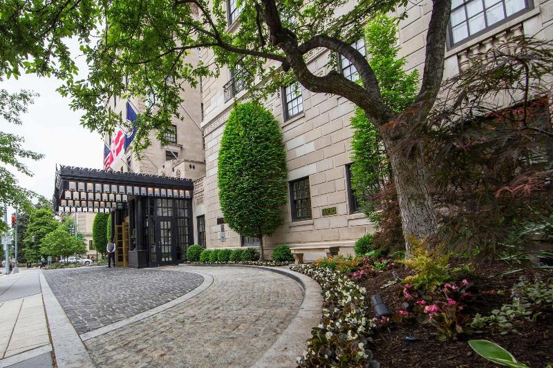 Отель The Jefferson