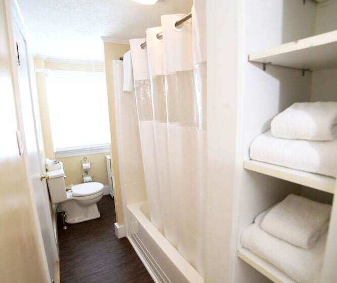 فندق The Kennebunk Inn