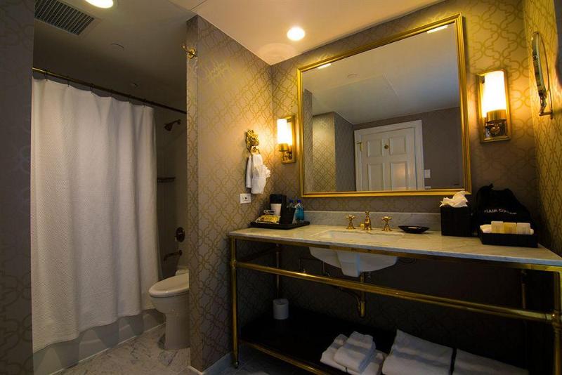 Отель The Lancaster