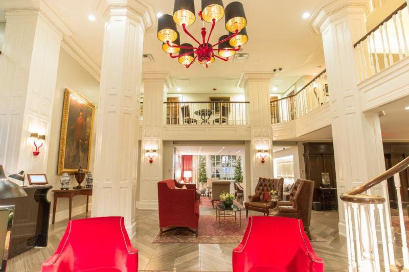 Отель The Lancaster